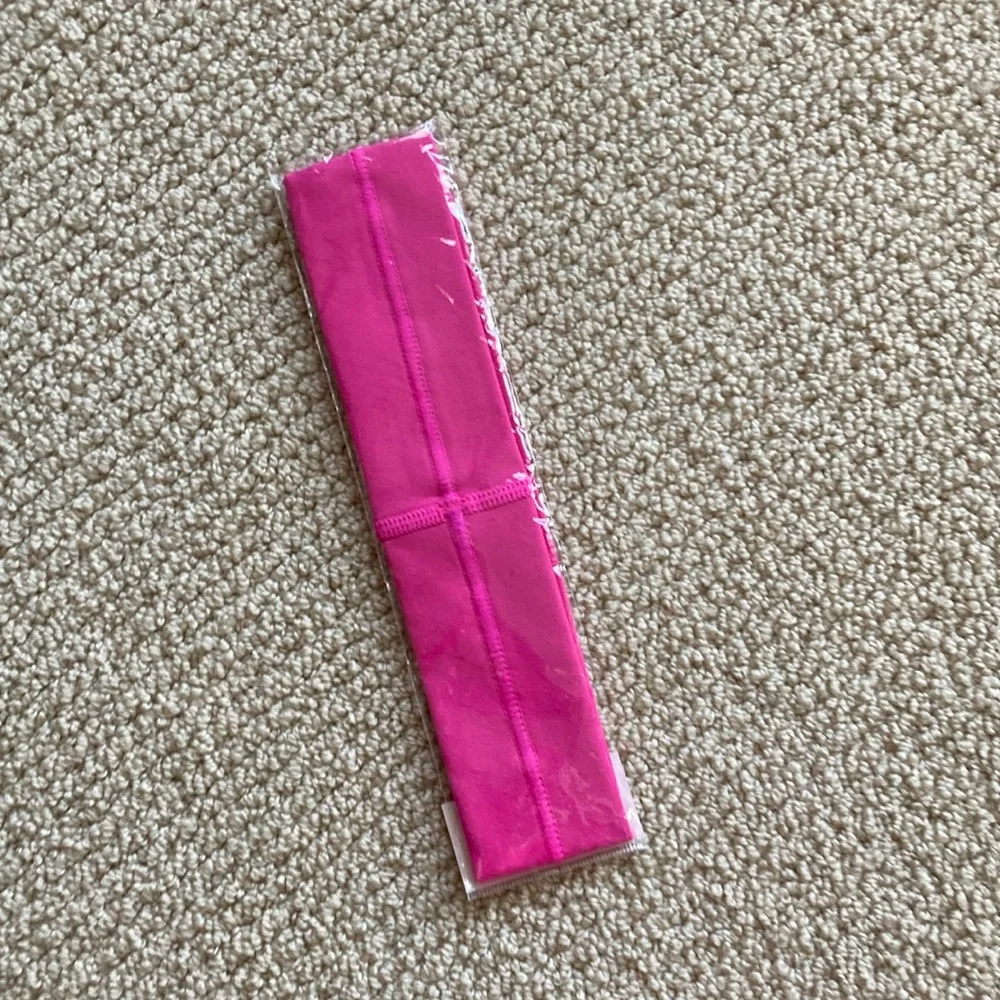 NEW Senita Athletics Athletic Head Band Hairband Hot Pink Sealed NWT